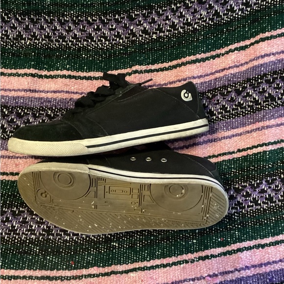 Gravis women’s low down sneaker-SZ 9 - Picture 3 of 3